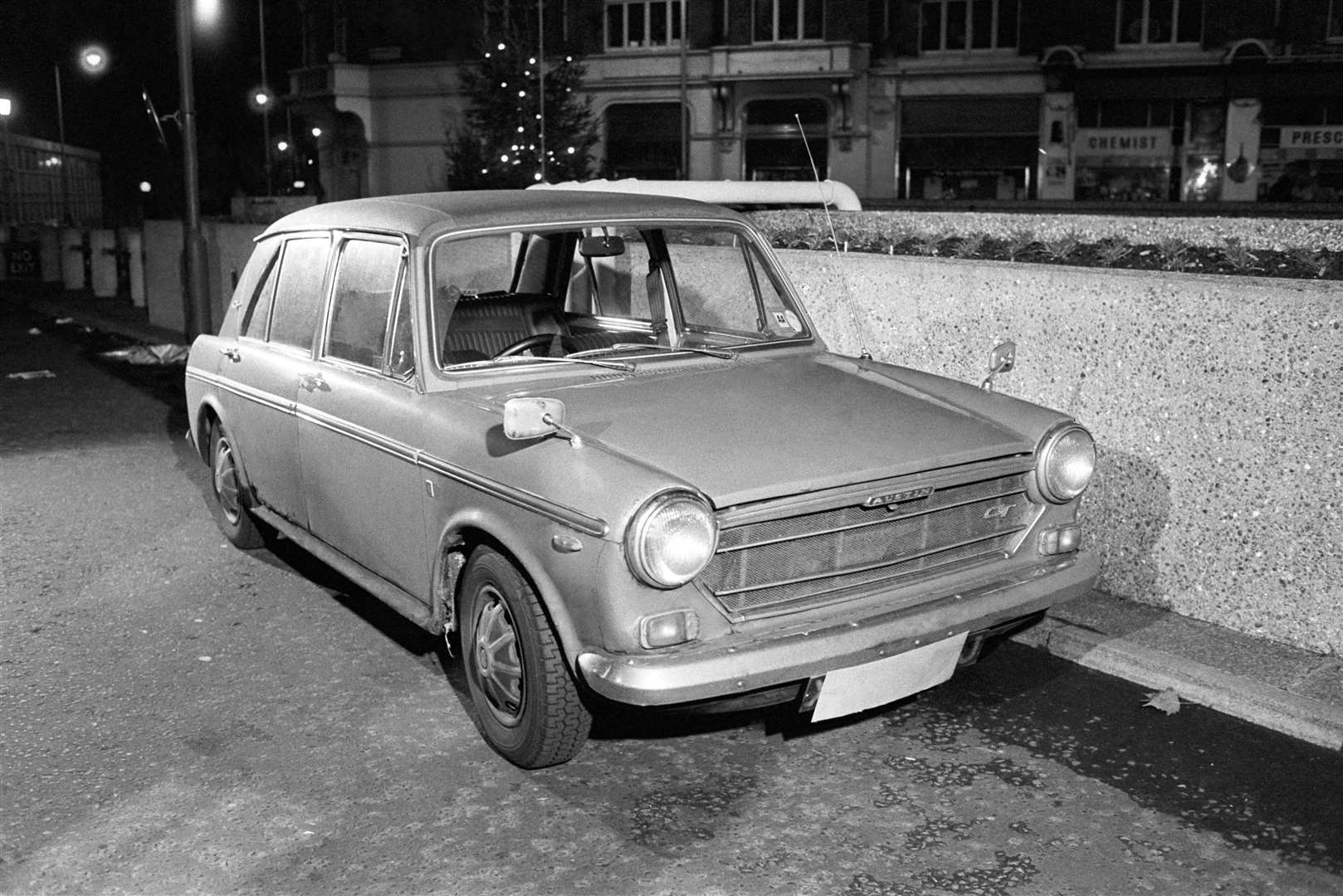A 1972 blue Austin 1100 saloon with a black vinyl roof similar to the one used in the Harrods car bomb attack (PA)