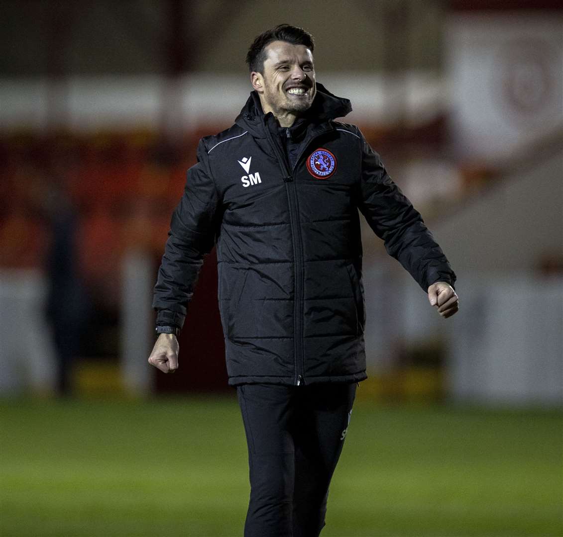 Picture - Ken Macpherson, Inverness. Scottish Cup. Brora Rangers(2) v Hearts(1). 23.03.21. Brora manager Steven MacKay happy at the end.