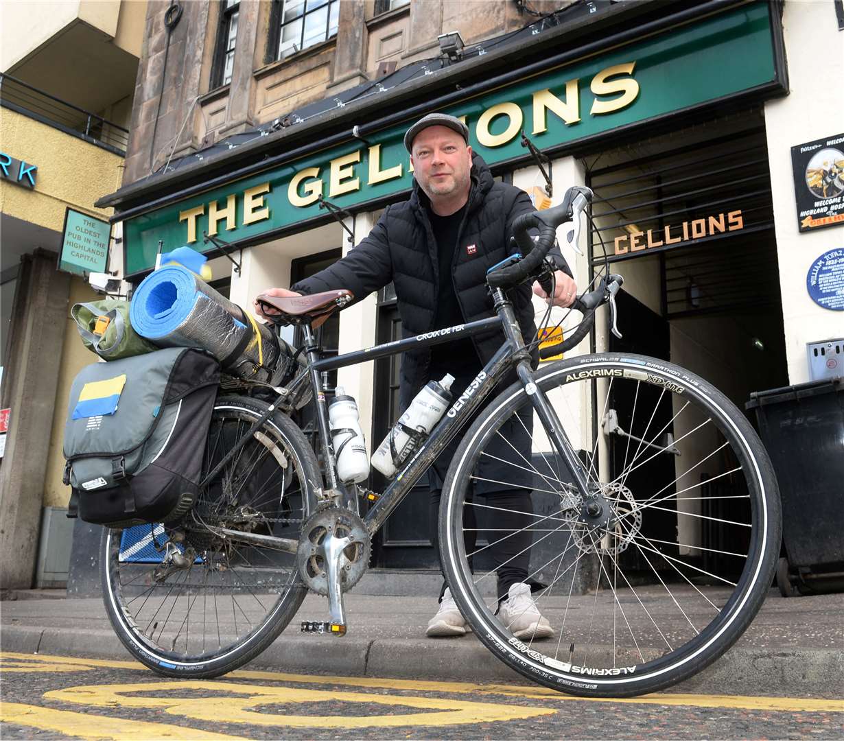 Alasdair Fraser cycled from Gdansk to The Gellions in aid of Ukrainian refugees.