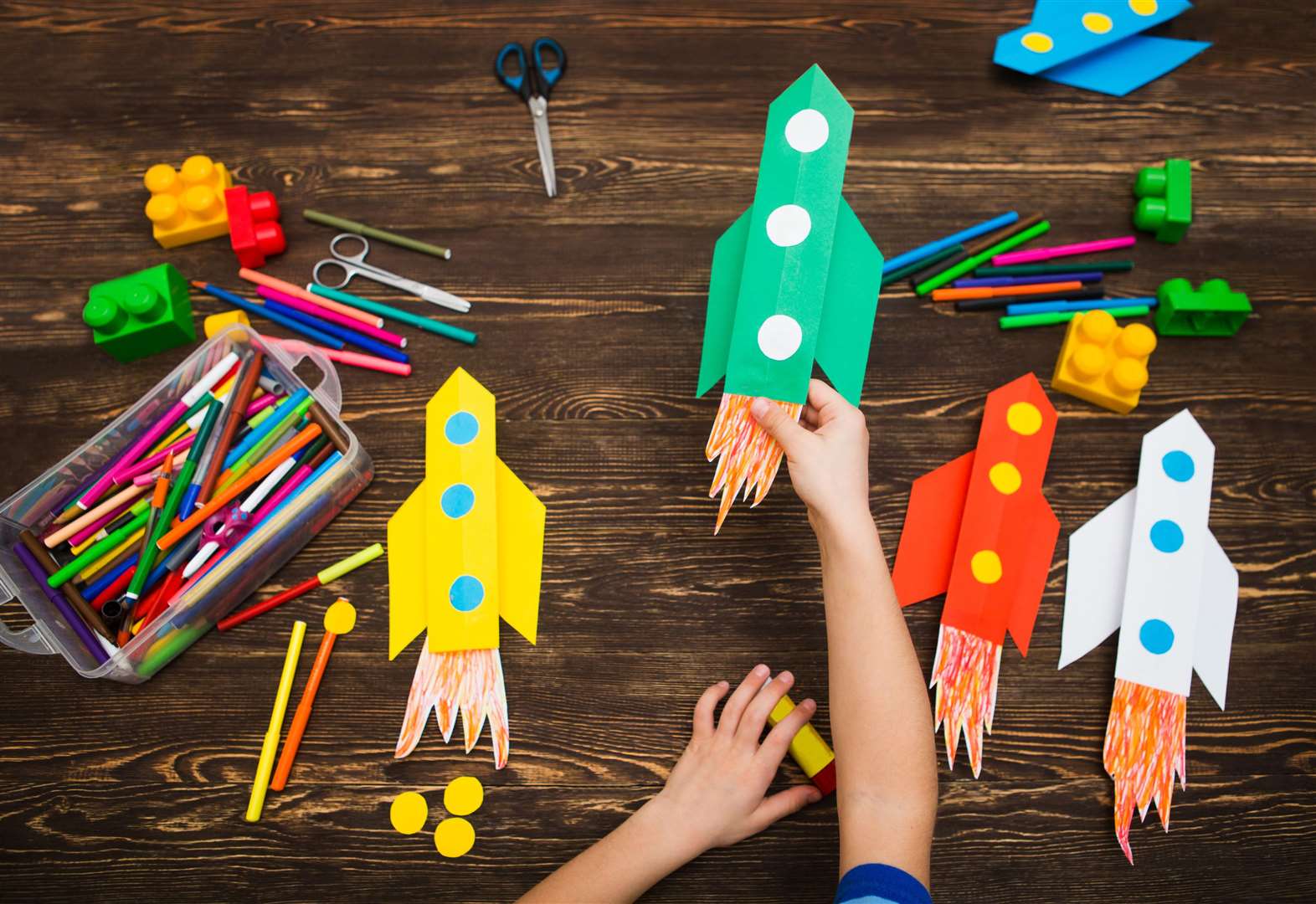 10 fun craft projects you can do with the kids