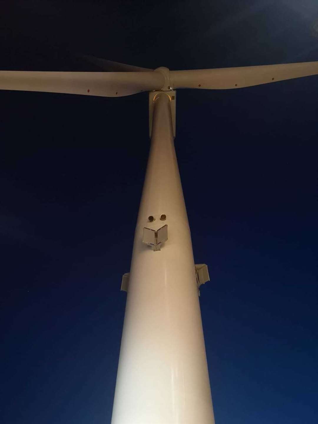 The first wind turbine has been erected at the Moray East offshore wind farm.