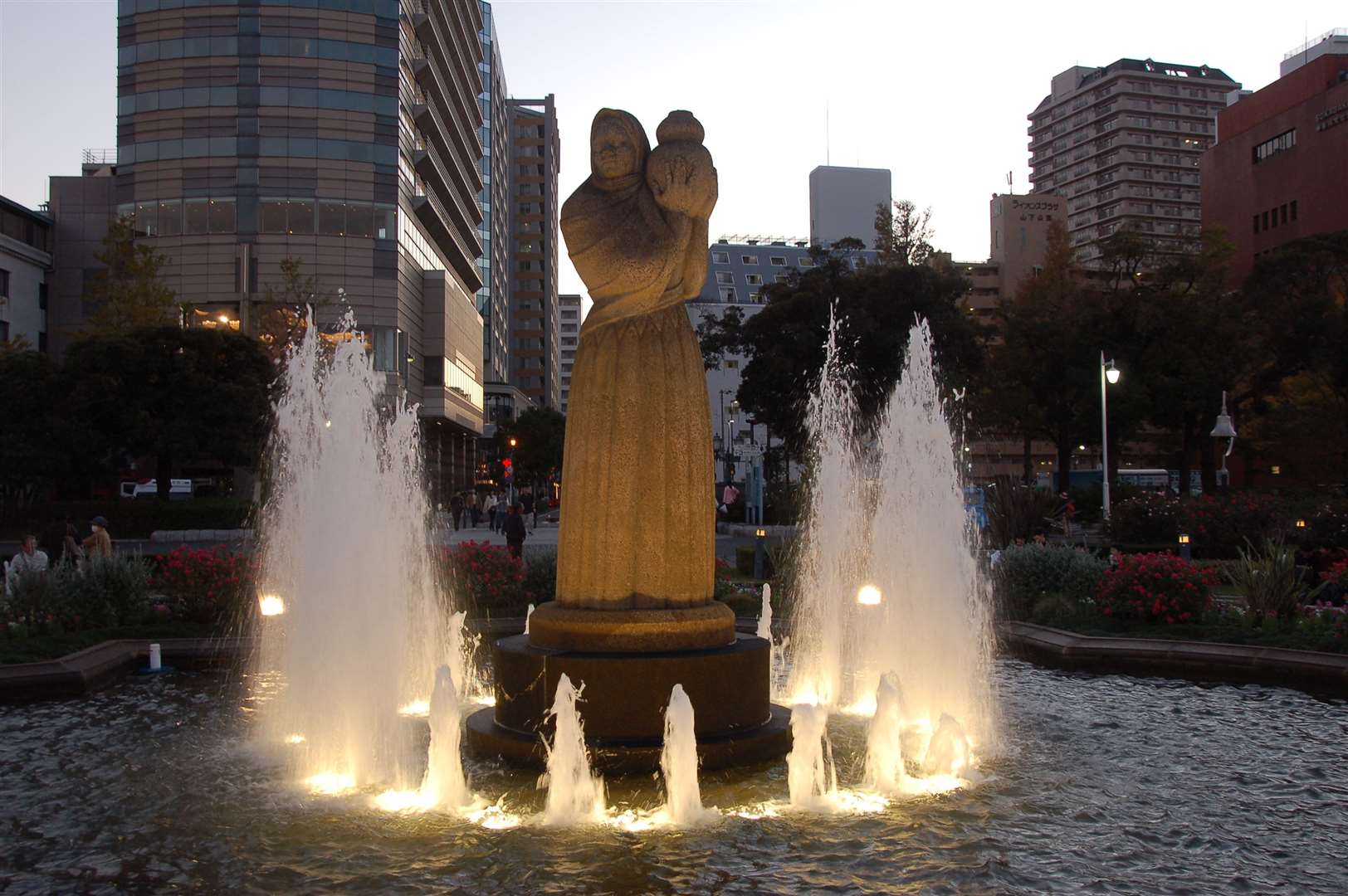 The Spirit of Water statue on the waterfront, Yamashita Park.