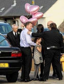 Callie (8) arrives at funeral with dad Garry (shirt) and mum Wendy