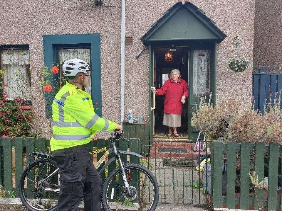 Police have been out offering advice on how to avoid falling victim to a bogus caller. Picture: Police Scotland.
