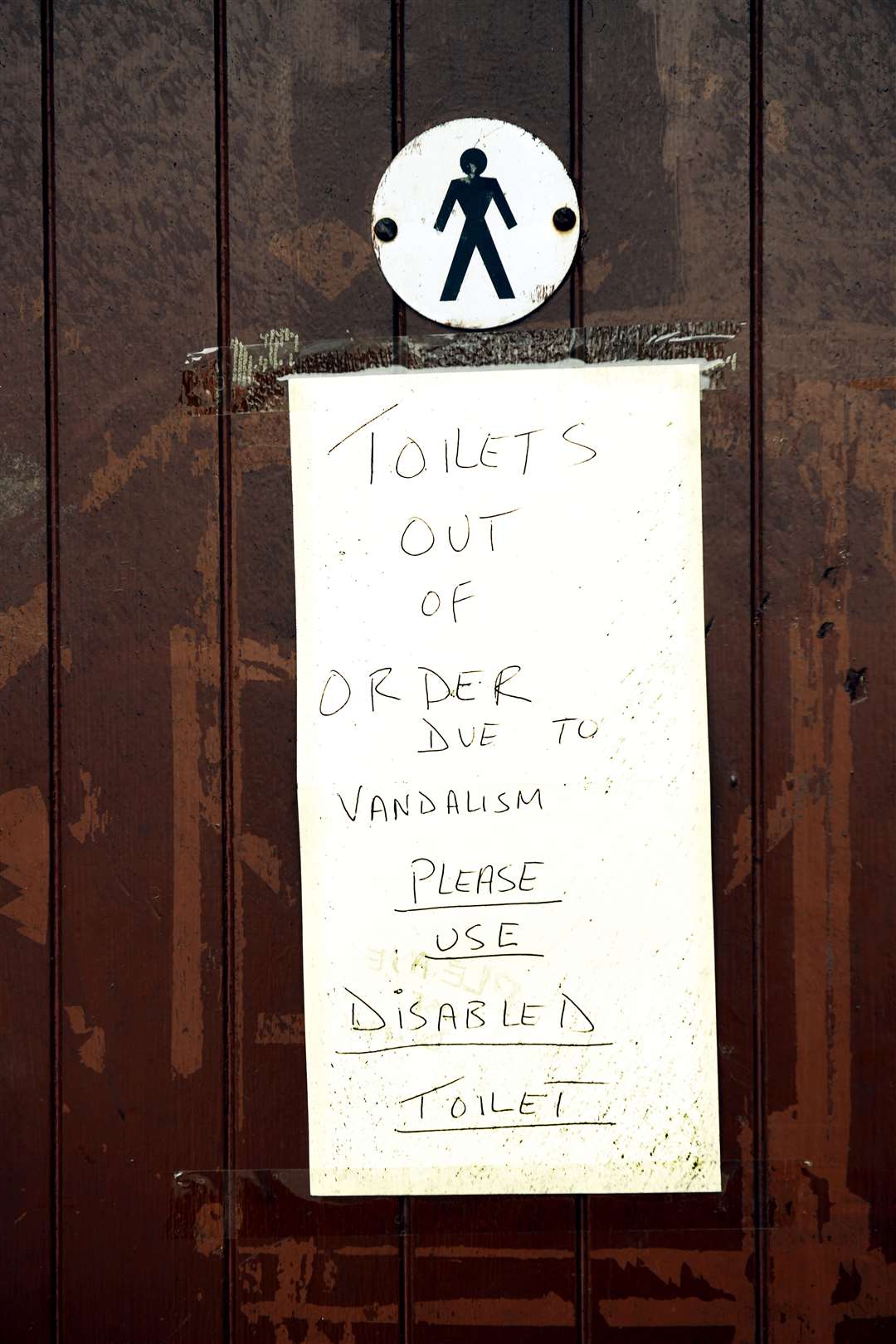 The men's toilets at Whin Park have been closed due to vandalism. Picture: James Mackenzie.