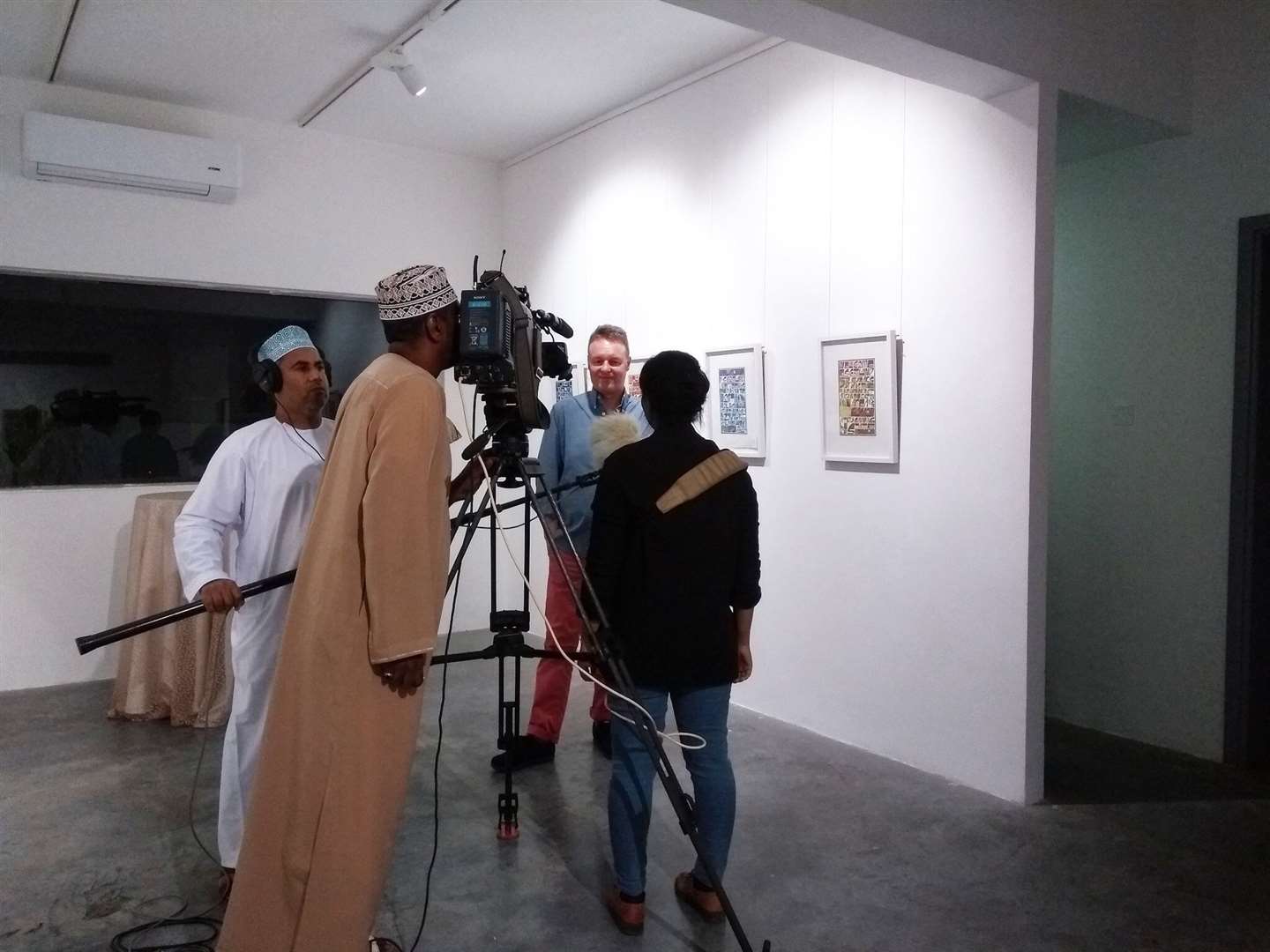 Printmaker John McNaught featured on Oman TV.