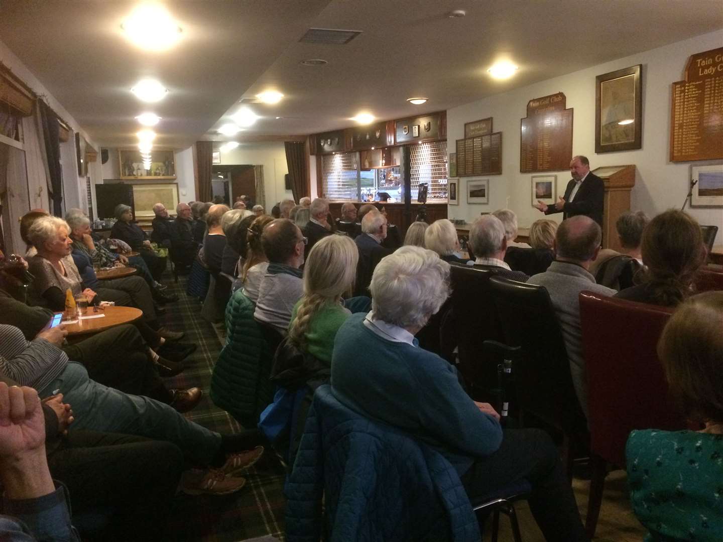 Broadcaster and writer James Naughtie 'enthralled' a capacity audience at his talk in Tain Golf Club.