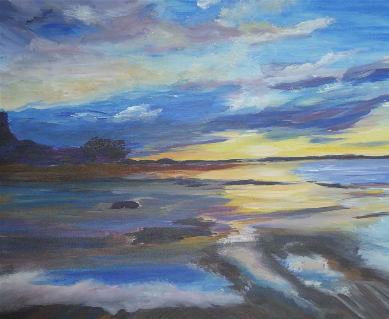 Trish Hossack is selling her artwork to help Nairn County Football Club.