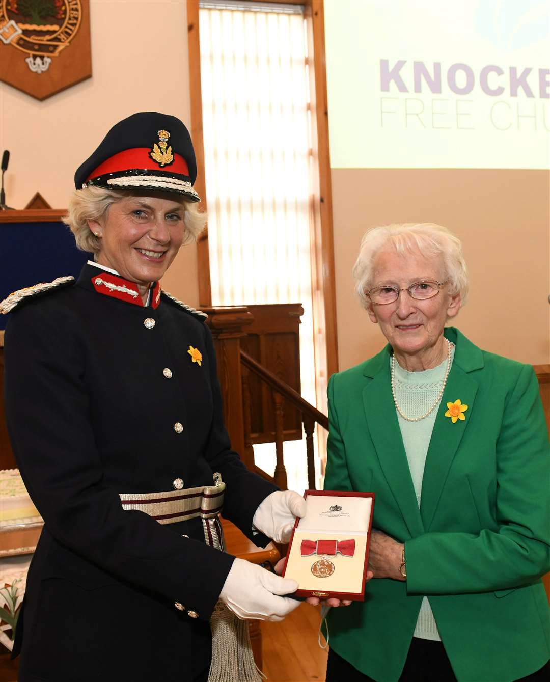 Joanie Whiteford (Lord Lieutenant of Ross and Cromarty) presents Davina Gillies with the BEM.