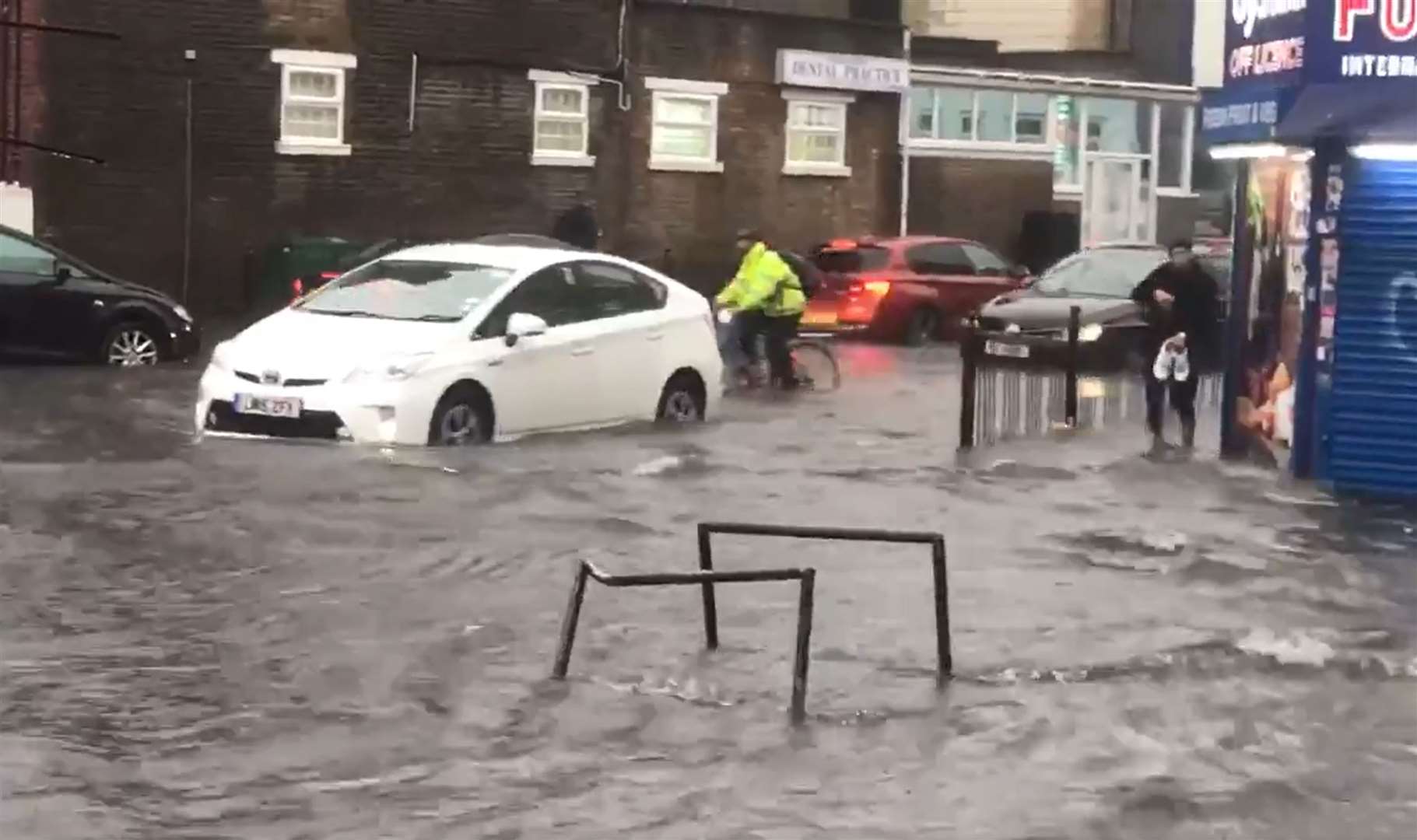 Flooding in London in 2021 (@braggendasz/PA)