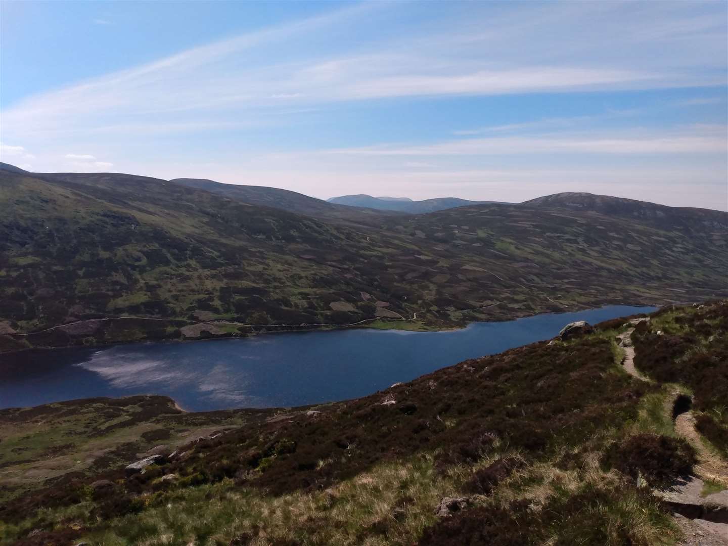 The descent above Loch Callater.