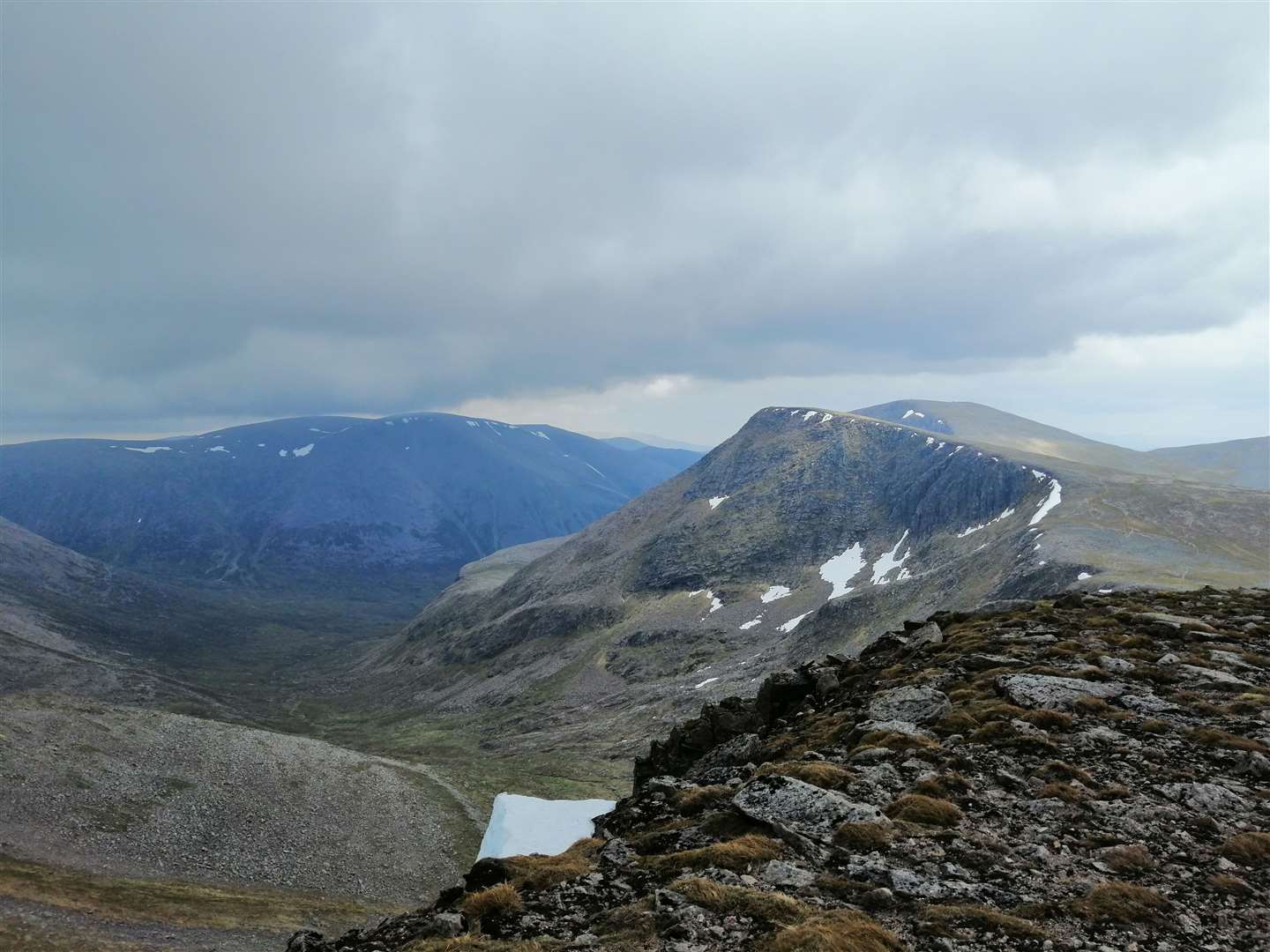 Looking towards Angel's Peak and Cairn Toul.