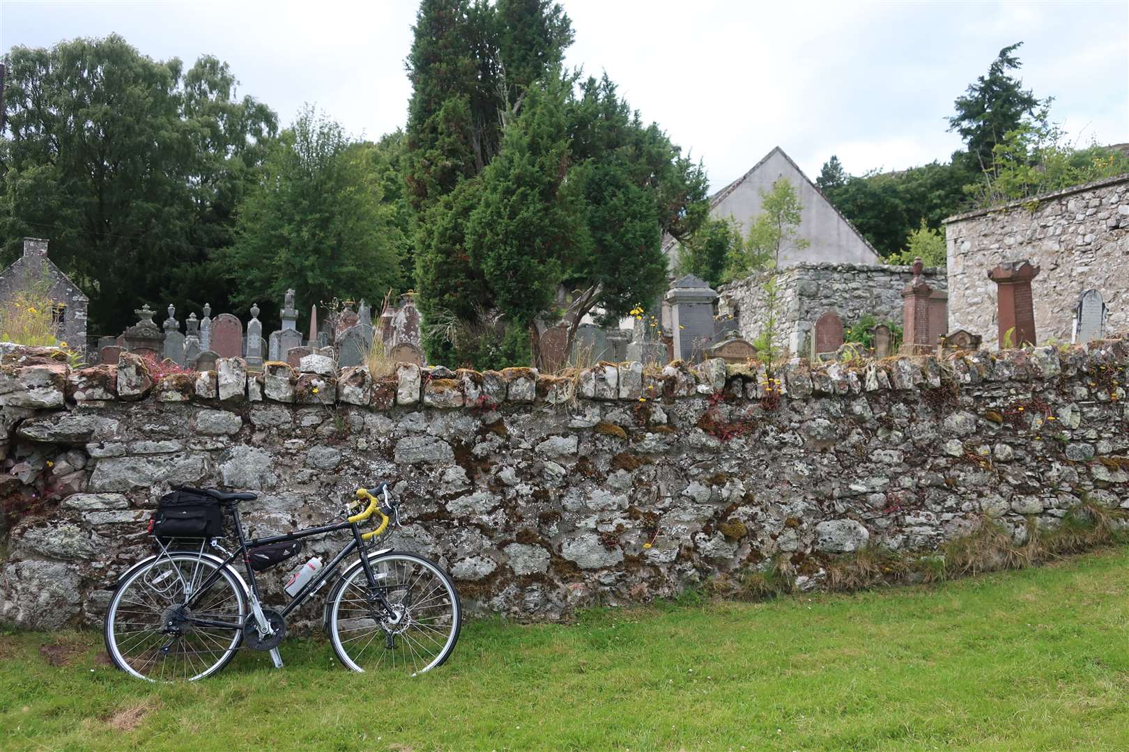 The church and graveyard at Dunlichity.