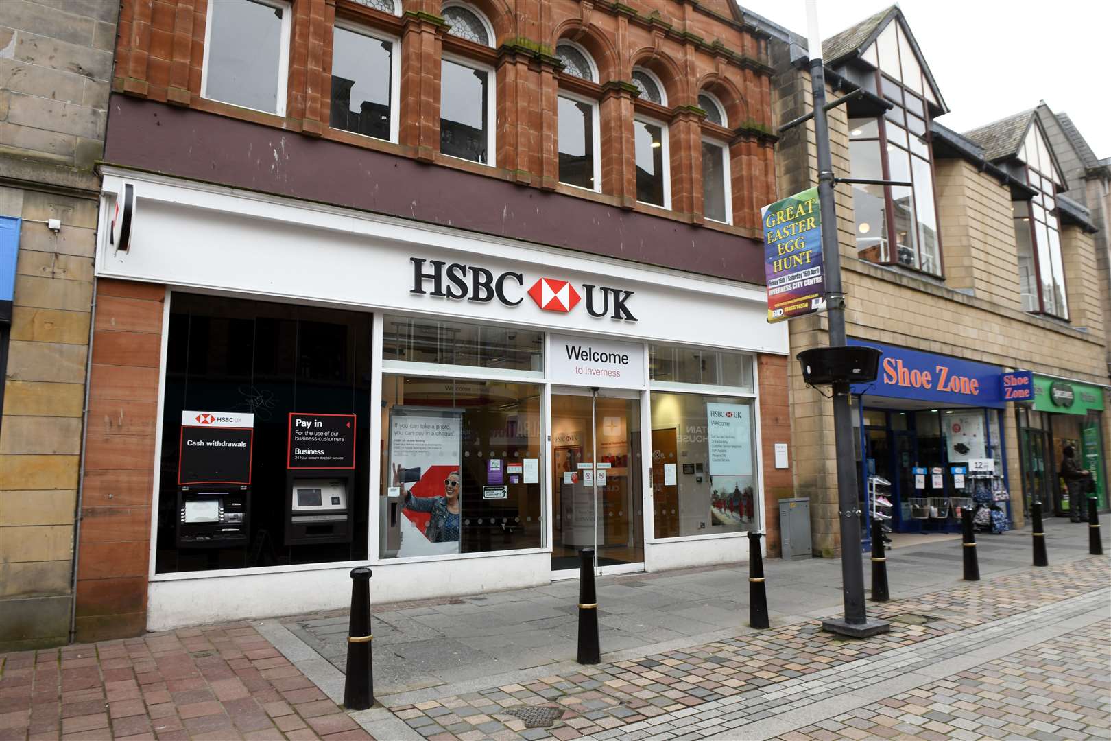 The Inverness High Street branch of HSBC is one of 69 throughout the UK which the lender has said will close. Picture: James Mackenzie.