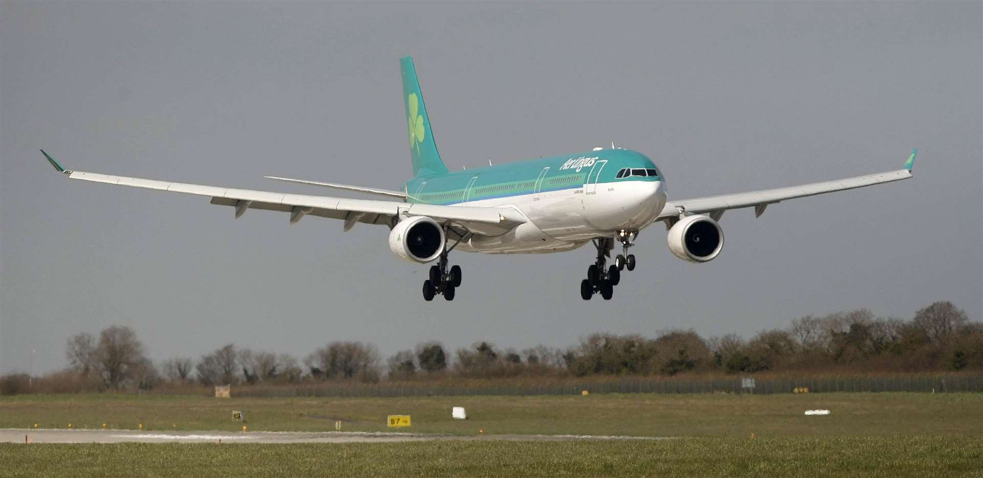 An Aer Lingus flight from New York lands at Dublin airport (Niall Carson/PA)