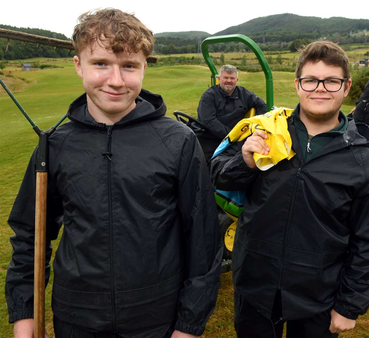 Stevie McIntosh at work on Kings Golf Club course last year, when the club welcomed apprentices Finlay Brooman (left) and Owen Laird. Picture: James Mackenzie.