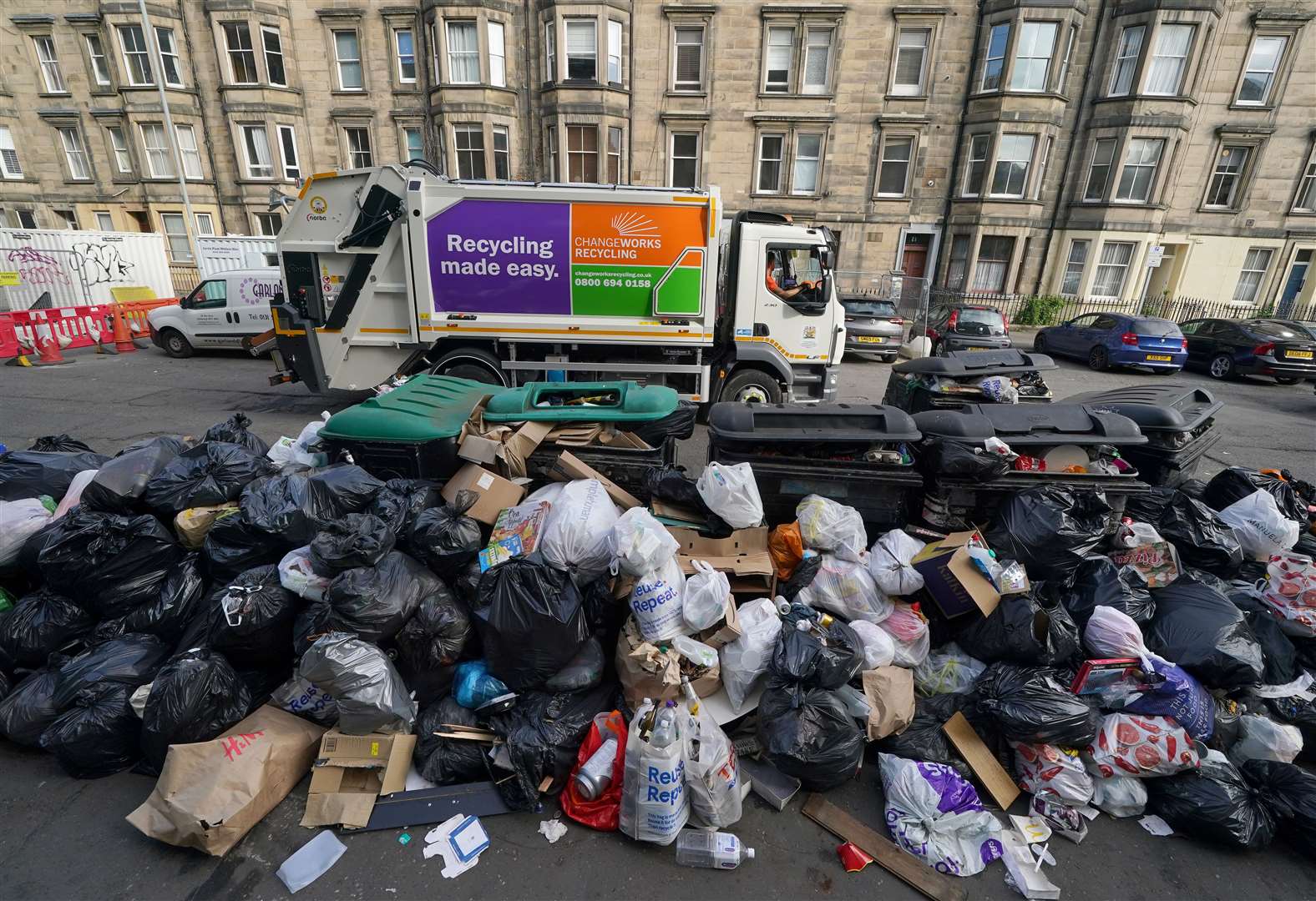 Further waste strikes were called off after rubbish piled up in Edinburgh (PA)