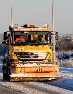 A yellow warning for icy roads will come into force at 5pm today (2nd January).