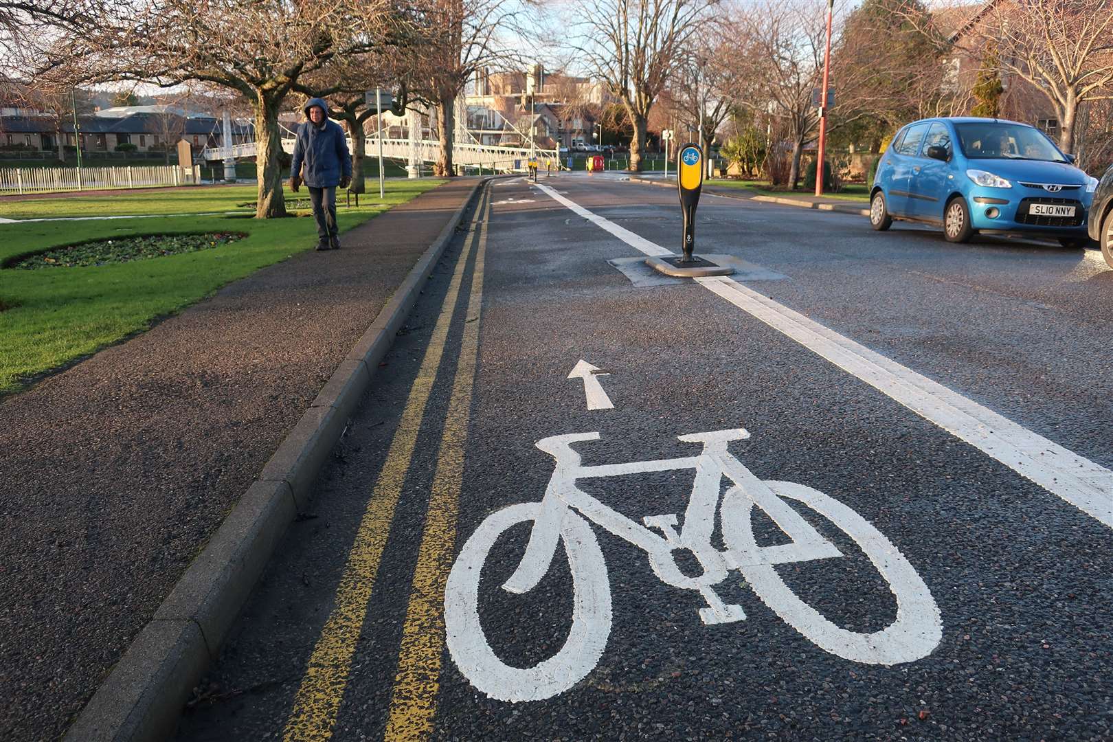 A survey suggests support for the idea of creating more space for cyclists.