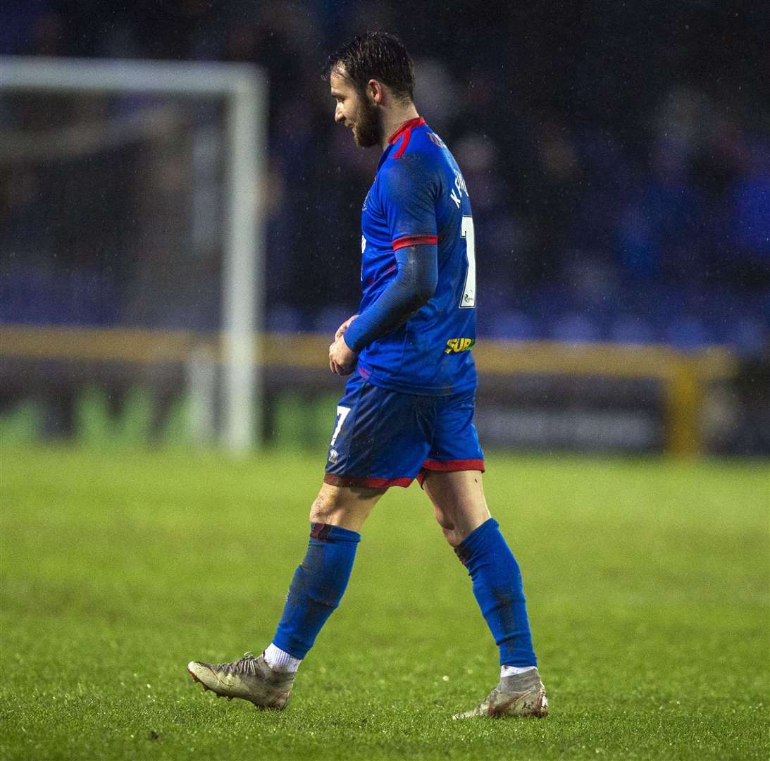 ICT's James Keatings walks off after his red card. Picture: Ken Macpherson.