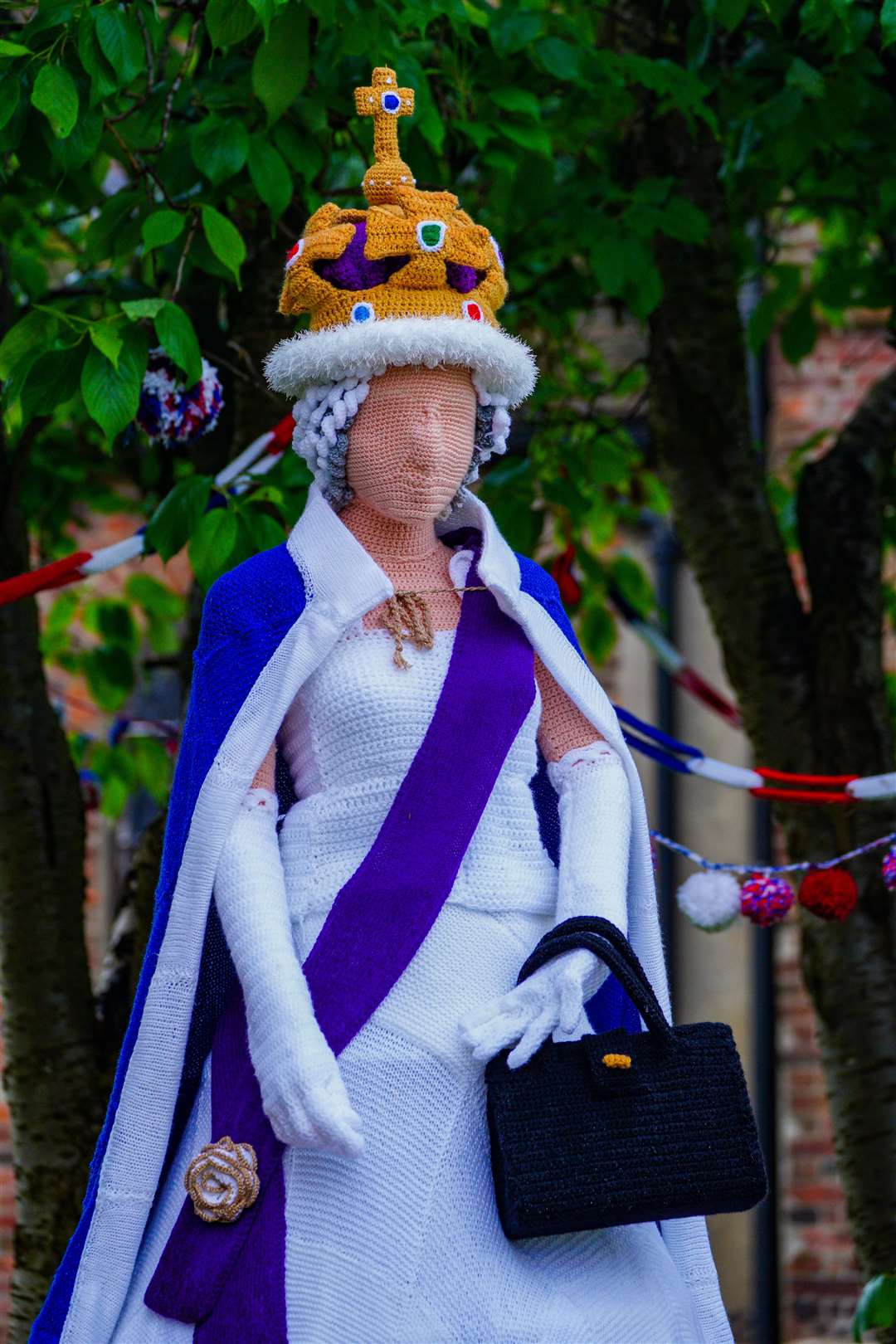 The knitted Queen was created by Holmes Chapel Community Yarn Bombers (Peter Byrne/PA)