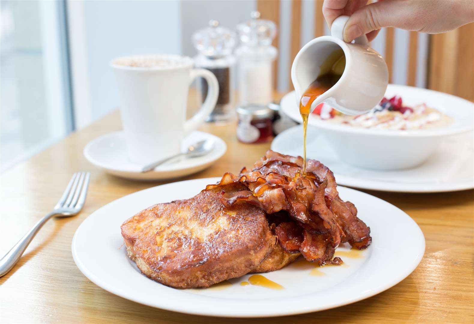 You can be sure of a scrumptious breakfast, lunch and treats at Café Artysans. Picture: Alison White.