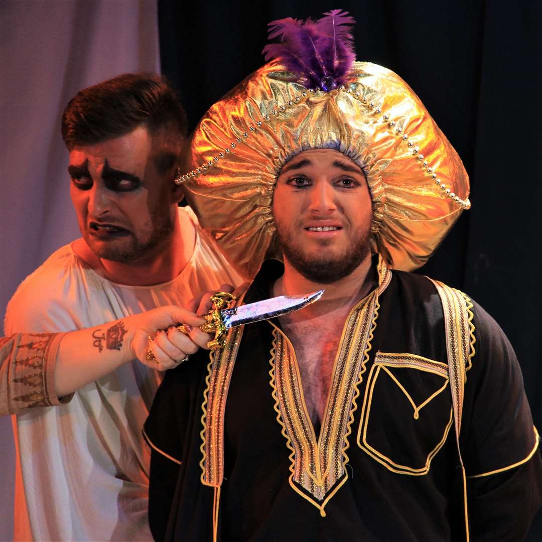 Daeeen McMillan as Cassim and David SAunders as Sheikh Mustafa Leikh in Ali Baba And The Forty Thieves.