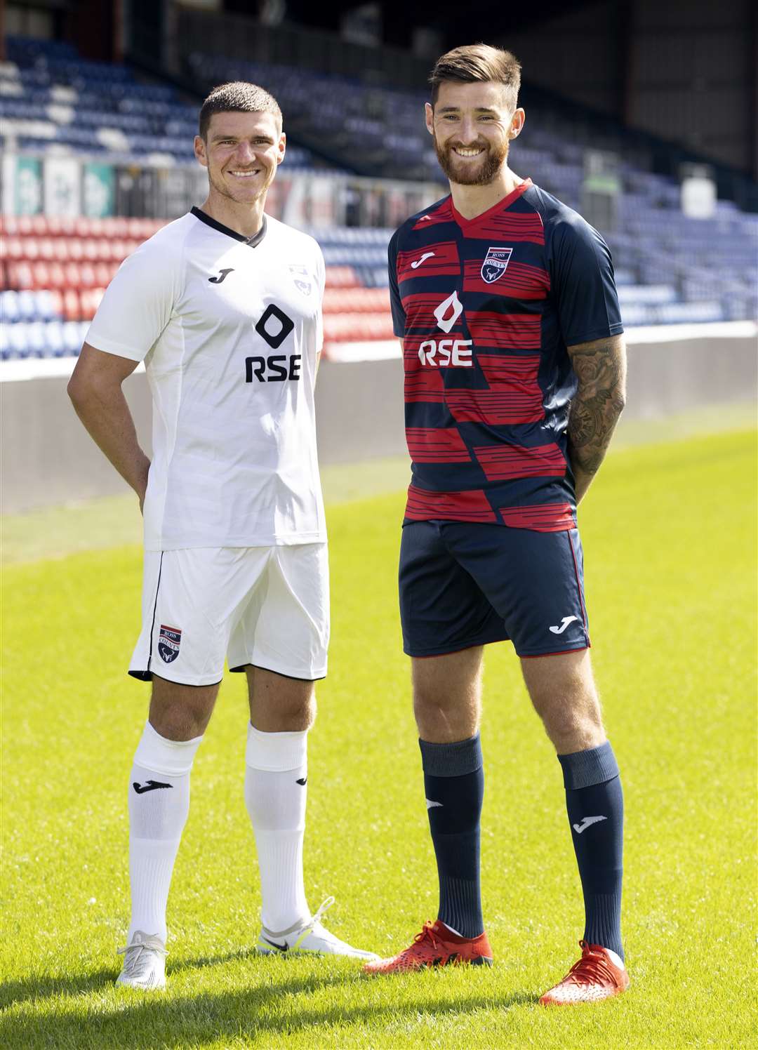 Picture - Ken Macpherson. See story. Ross County's Ross Callachan (left) and team captain Jack Baldwin yesterday (Thurs) modelled the new Ross County home and away kit for Season 2022-23. Callachan wears the away kit, and Baldwin the new home kit.