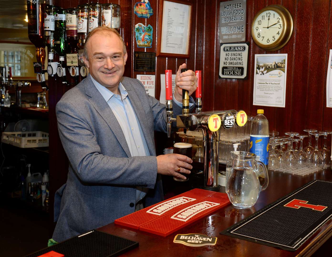 Lib Dem leader Ed Davey pours a pint in the Caley on visit to Dingwall. Picture Gary Anthony.