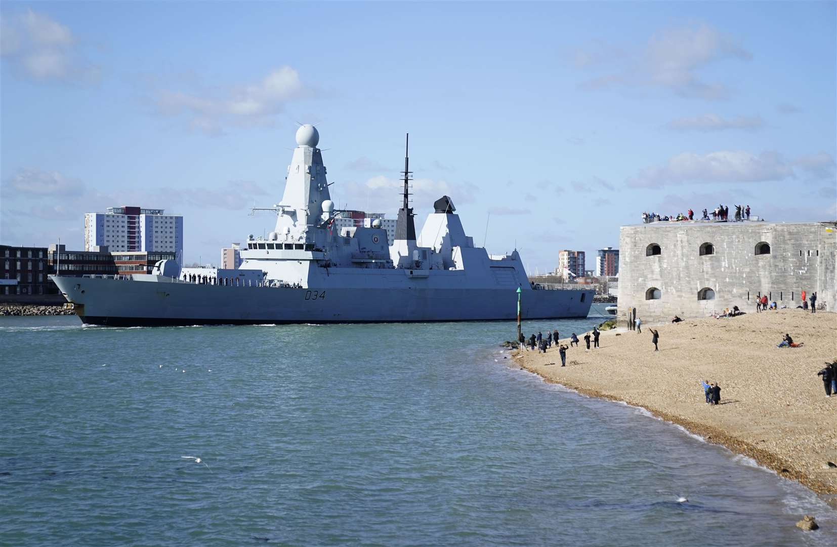 Type 45 destroyer HMS Diamond leaves Portsmouth on February 25 (Andrew Matthews/PA)
