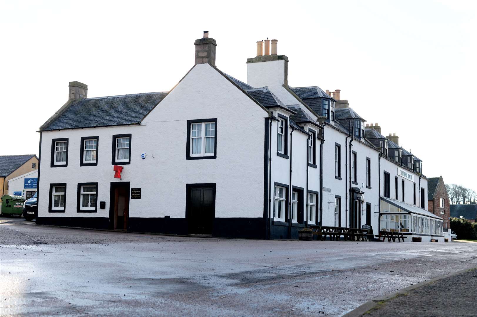 The Royal Hotel in Cromarty will close from Thursday for 10 days in response to the latest Covid-19 clampdown measures.
