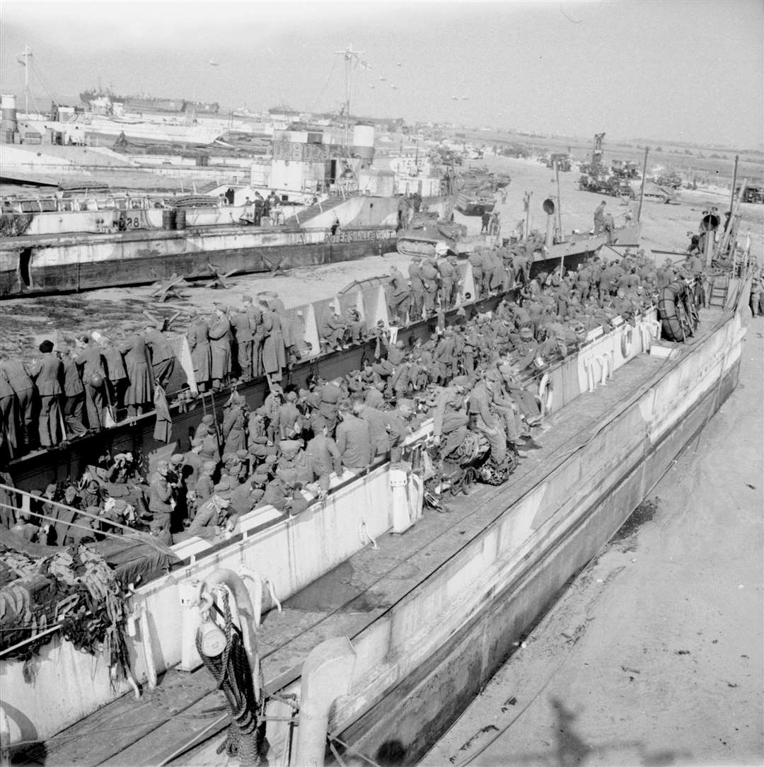 The LCT 7074 on Gold Beach during the D-Day landings (NMRN/PA)