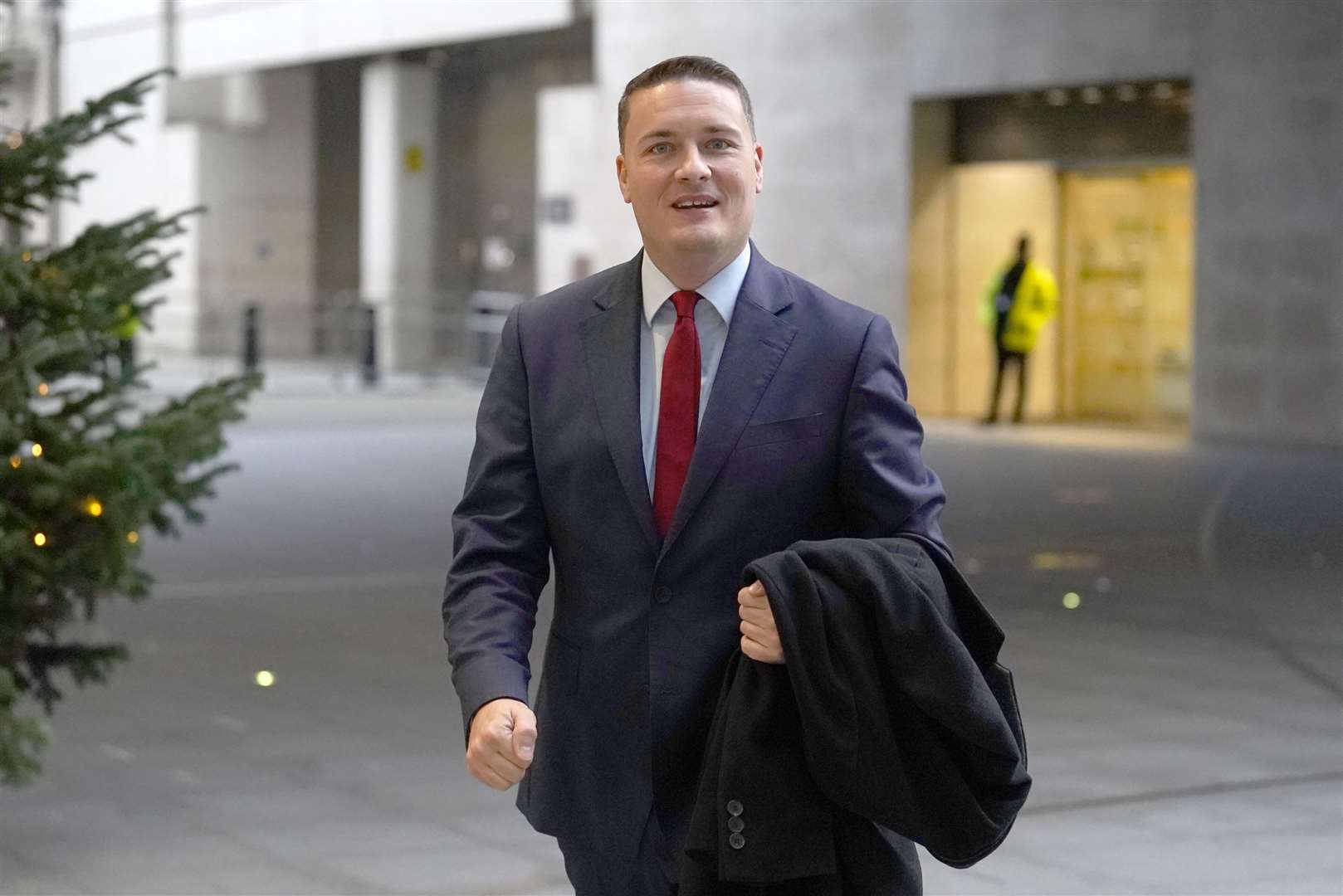 Labour’s Wes Streeting claimed he was being blinded by the ‘bright glow coming from the red-faced members opposite’ as they pinch his party’s ideas (Stefan Rousseau/PA Images)